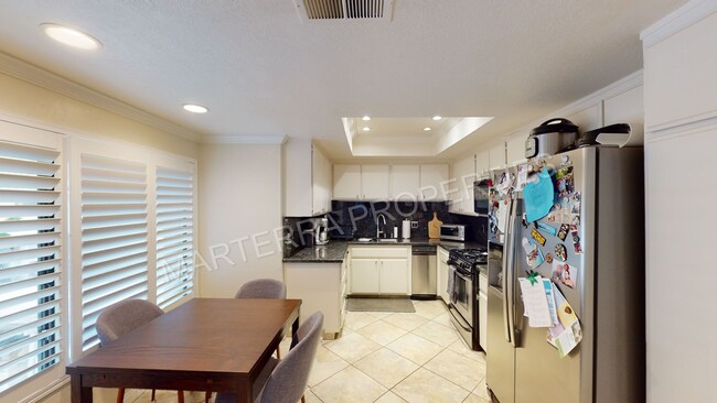 Foto del edificio - Beautiful 2 bed/2 Bath Home in Costa Mesa!