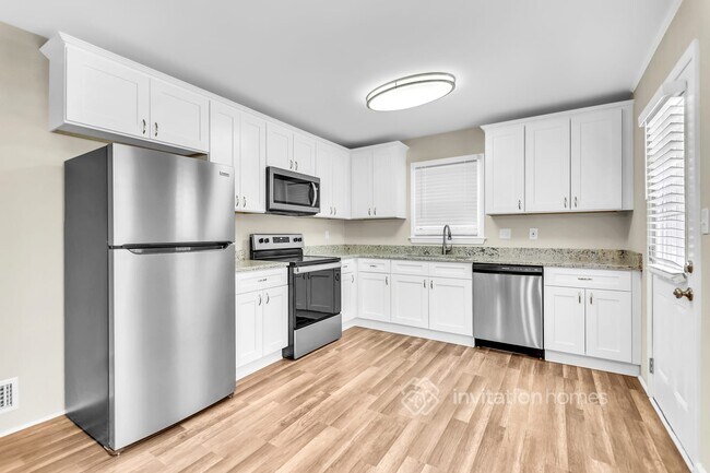 Building Photo - 3710 Springside Ln