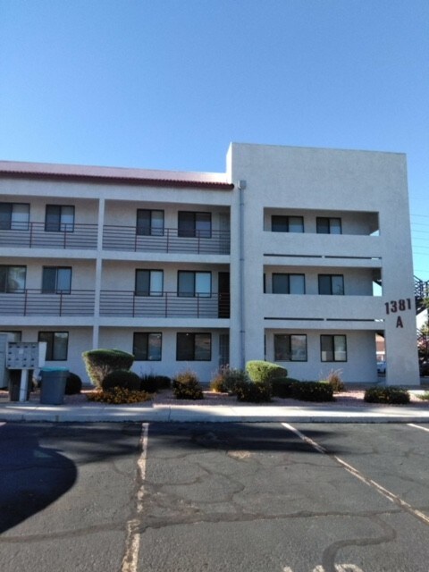 Front of building - 1381 E University Ave