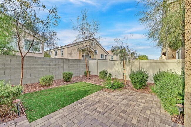 Foto del edificio - 1554 Ward Frontier Ln