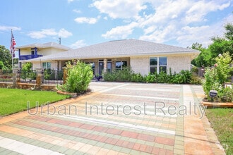 Building Photo - 501 Benning Dr