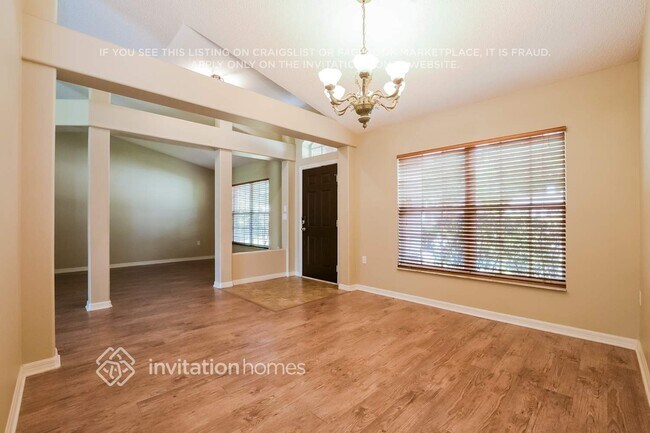 Foto del edificio - 1403 Bent Oaks Blvd