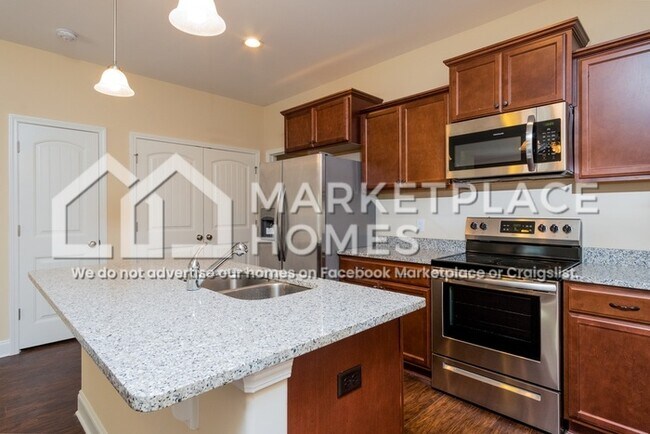 Foto del edificio - 11330 White Bluff Rd