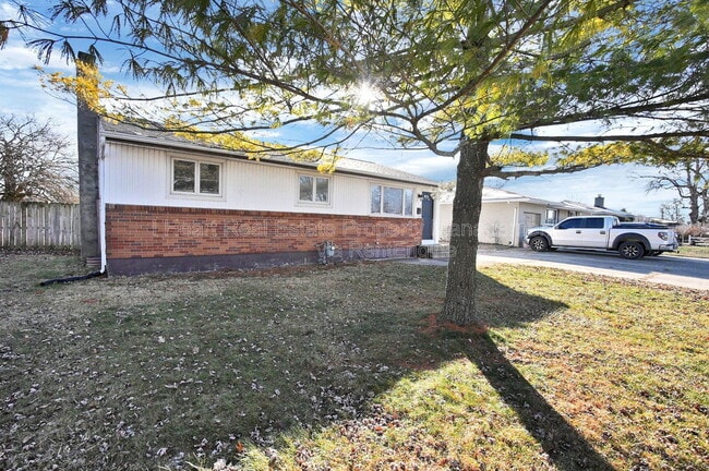 Building Photo - 472 Buena Vista Ave