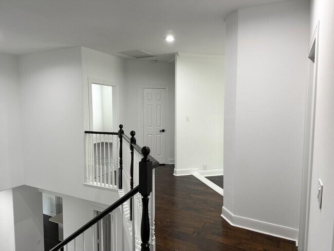 Foto del edificio - 7103 Diamond Falls Ln