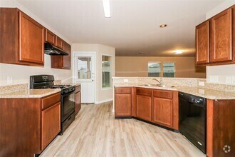 Building Photo - 19018 Moynihan Dr