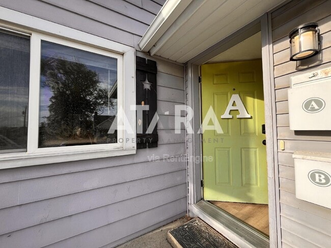 Building Photo - 745 E 3155 S