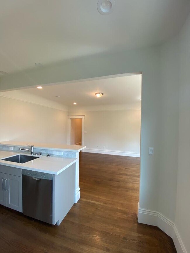 Foto del edificio - 2 bedroom in San Francisco CA 94110