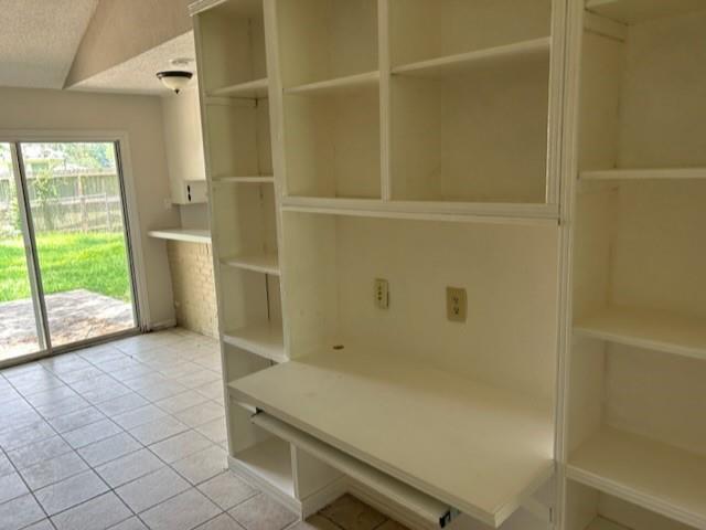 Building Photo - 405 Oyster Creek Ct