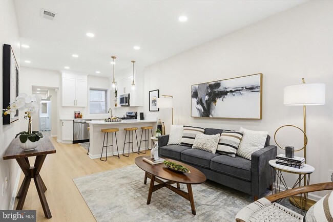 Foto del edificio - 843 E Lombard St