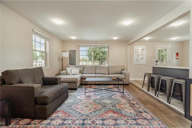 Foto del edificio - 1578 Garland Ave
