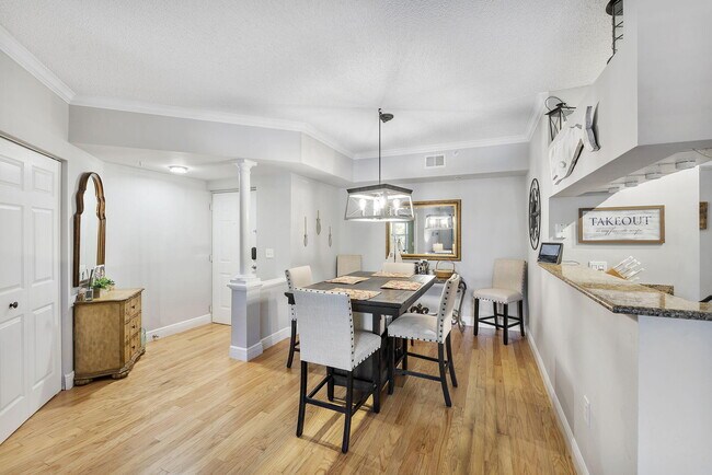 Building Photo - 2218 Tuscany Way