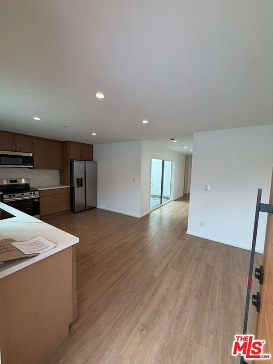 Foto del edificio - 5417 Gentry Ave