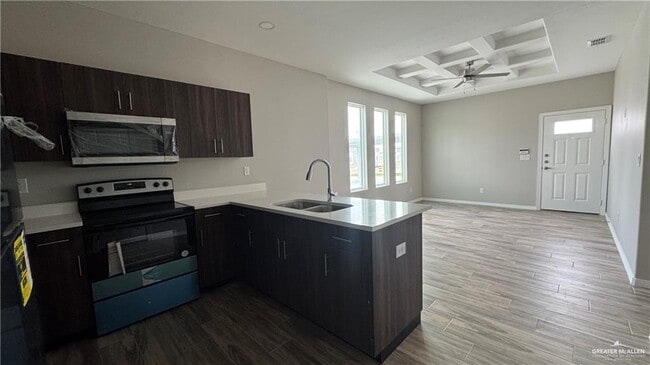 Building Photo - 4120 La Vista Ave
