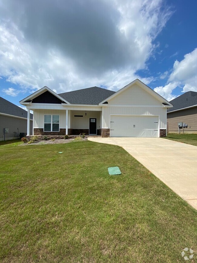 Building Photo - 109 Cascades Ct