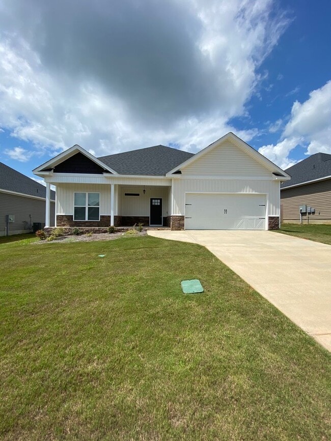 Building Photo - 109 Cascades Ct