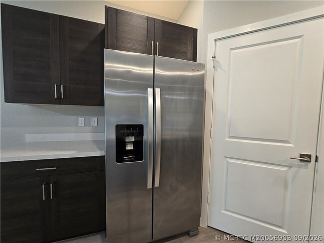 Foto del edificio - 1404 NE White Pine Terrace