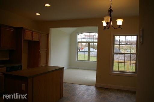 Building Photo - 3 br, 2.5 bath Duplex - 223 Masonic Dr