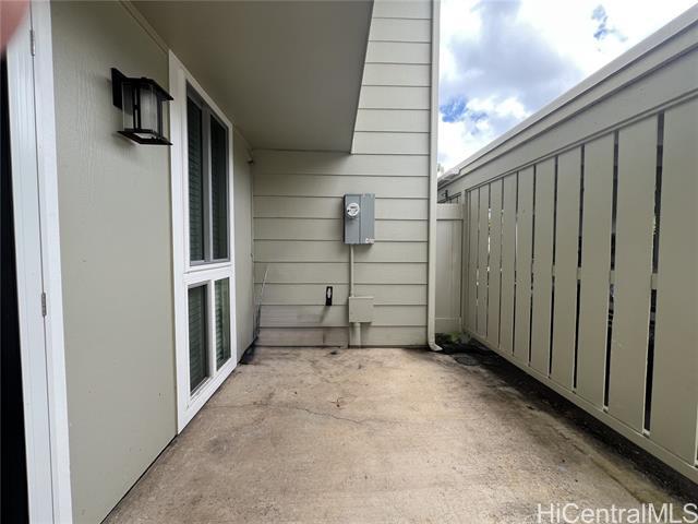 Building Photo - 94-206-206 Noholoa Ct