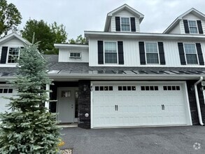 Building Photo - 40 Arcadia Ct