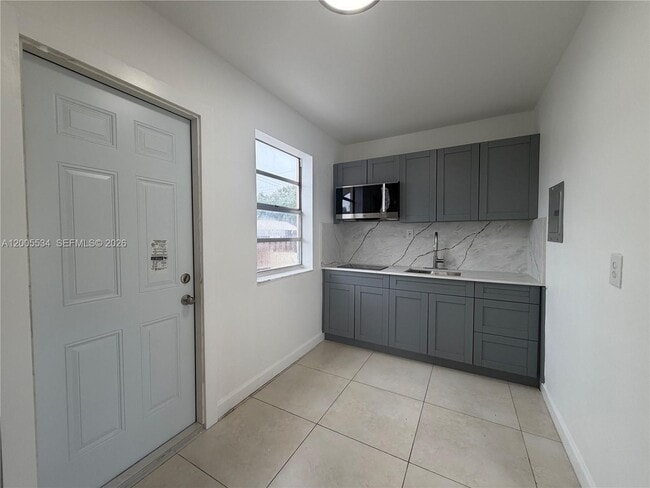 Building Photo - 10518 NW 30th Ave