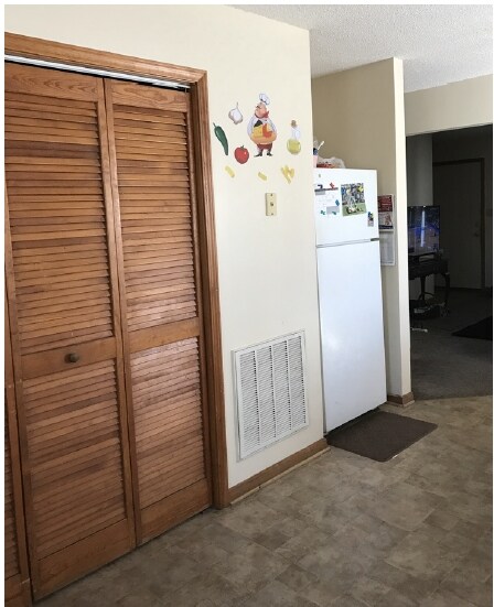 Interior Photo - 118 Hazelwood Ct