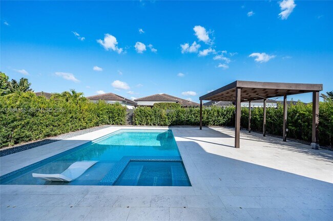 Foto del edificio - 14551 SW 20th St