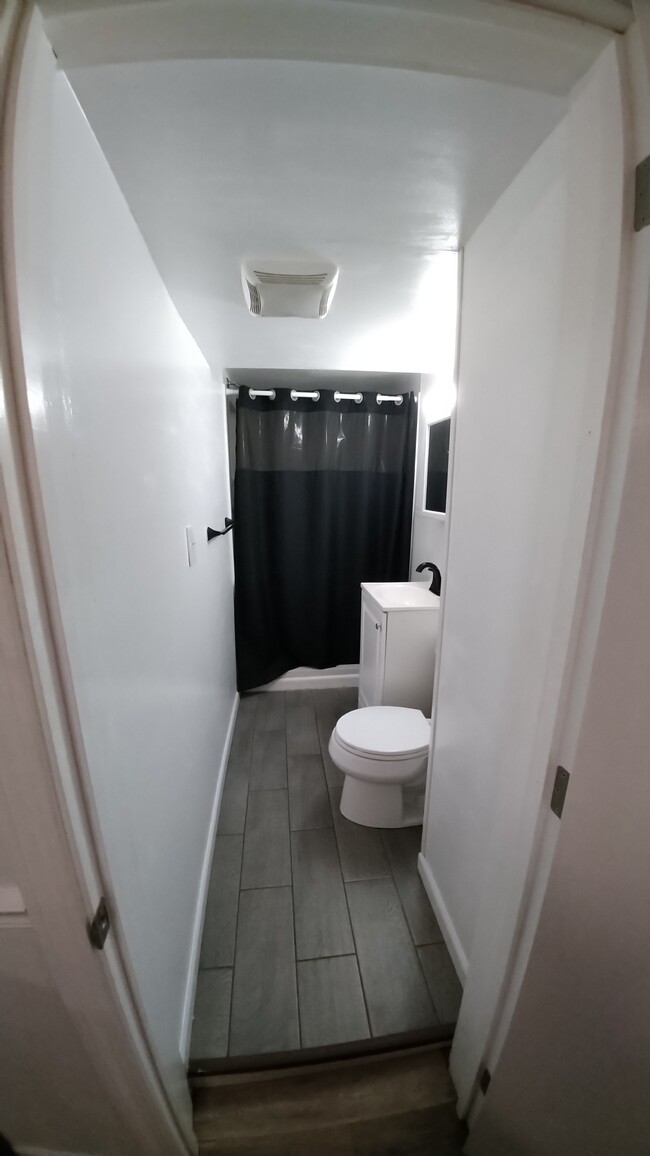 Building Photo - 8 Spofford St