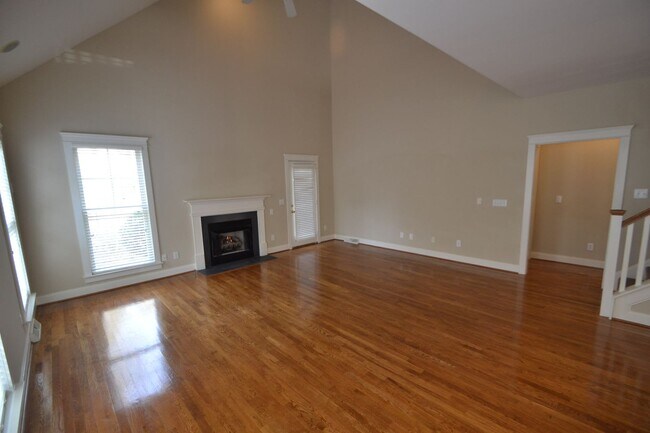 Building Photo - 10805 Tradition View Dr