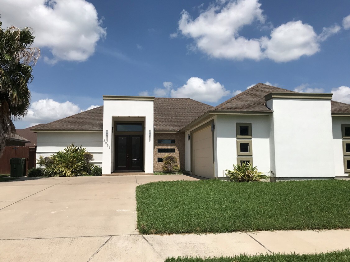 3068 W Lake Ave, Brownsville, TX 78520 House Rental in Brownsville