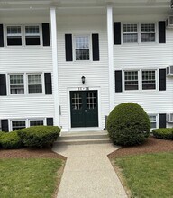Building Photo - 16 Federal Hill Rd