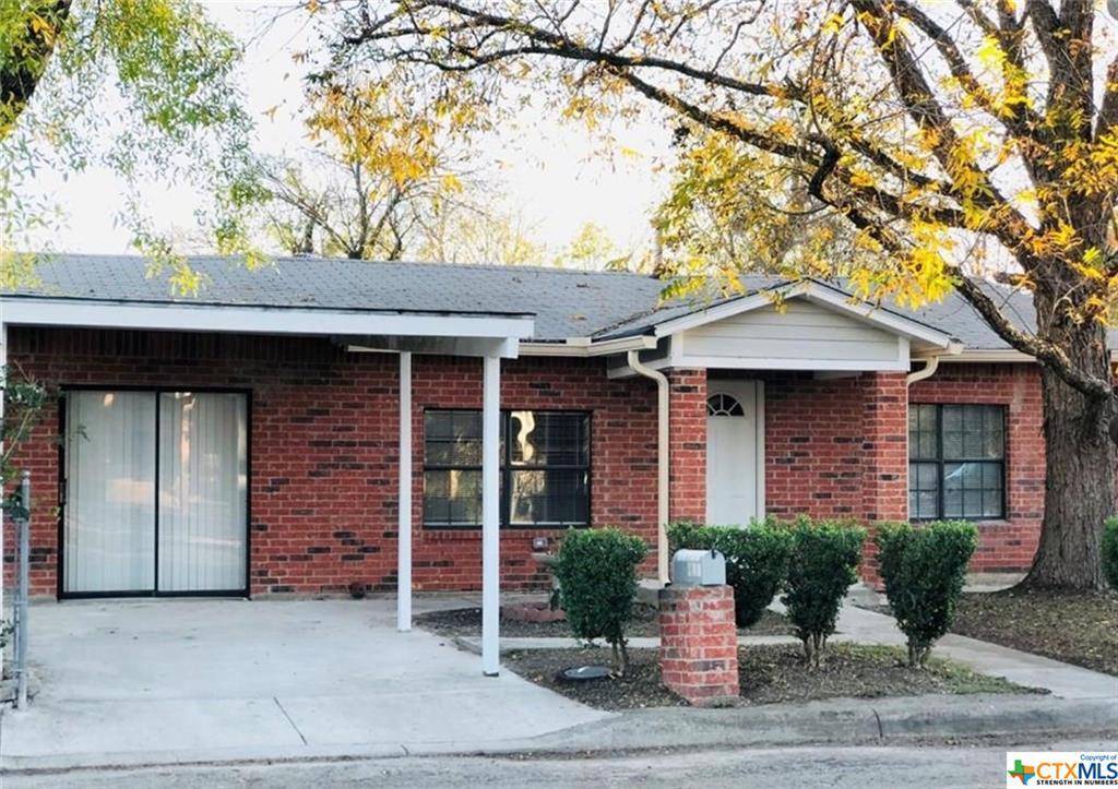 Primary Photo - 413 Mesquite St