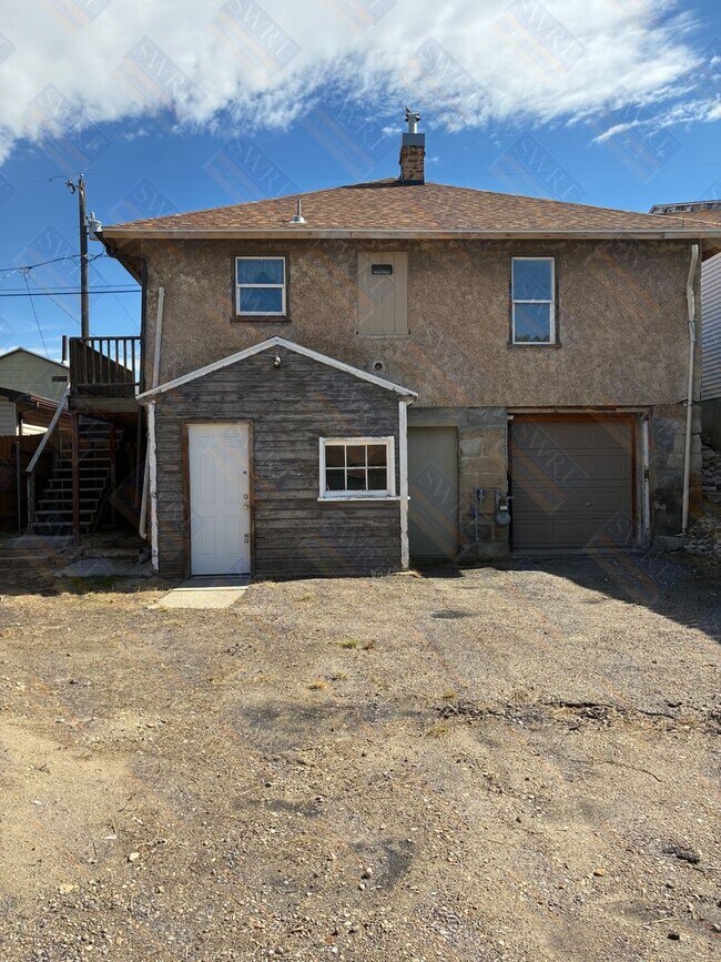 Building Photo - 369 H St