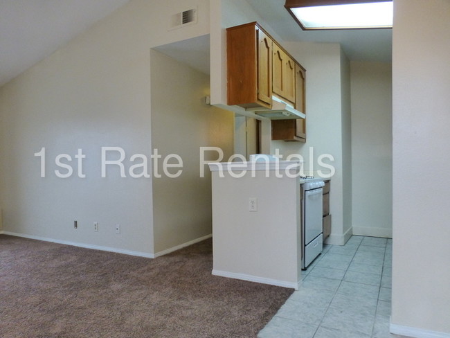 Foto del edificio - 9505 Arlington Ave