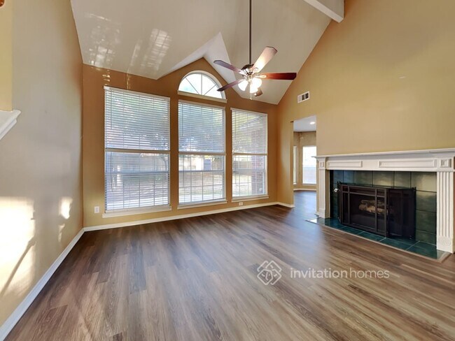 Building Photo - 8012 Rushmore Rd