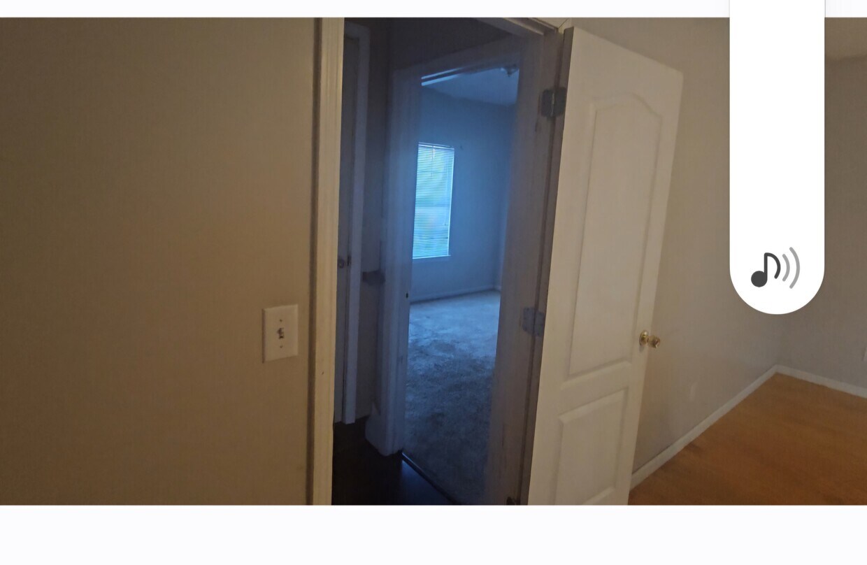 Foto del edificio - 305 Wood Sage Dr