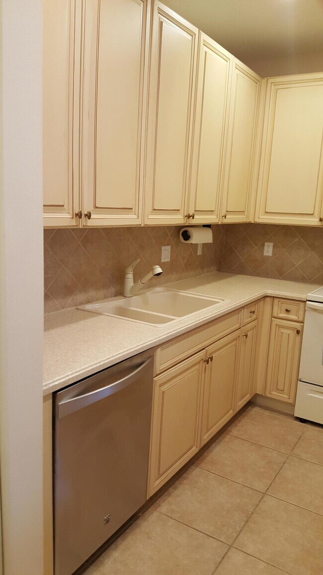 Building Photo - 1479 Scilly Cay Ln
