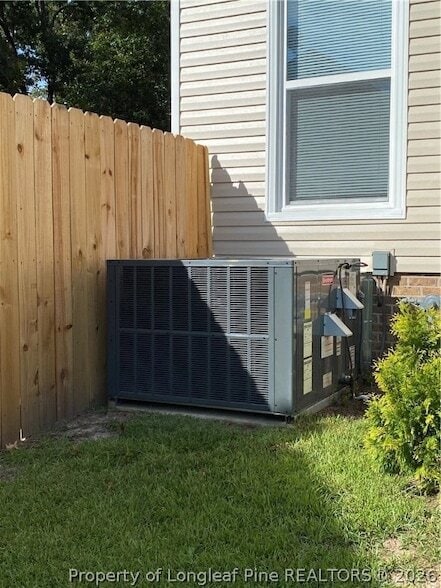 Building Photo - 1212 Butterwood Cir