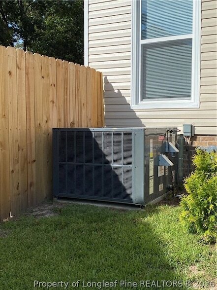 Foto del edificio - 1212 Butterwood Cir