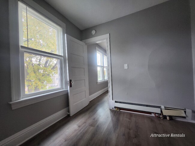 Foto del edificio - 1316 Otto Blvd