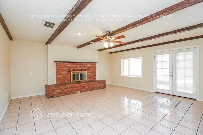 Building Photo - 461 N Kirchoff