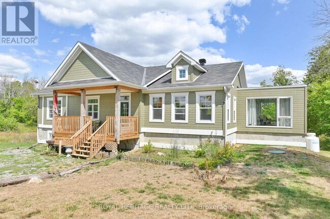 Building Photo - 202 Skootamatta Ln