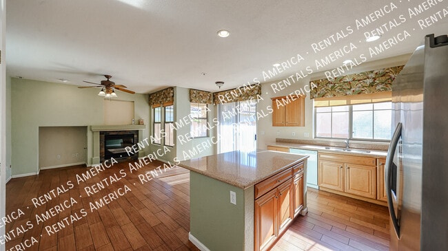 Foto del edificio - 13601 W Cypress St