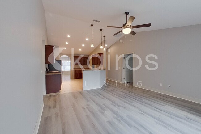Foto del edificio - 1749 SW 168th Loop