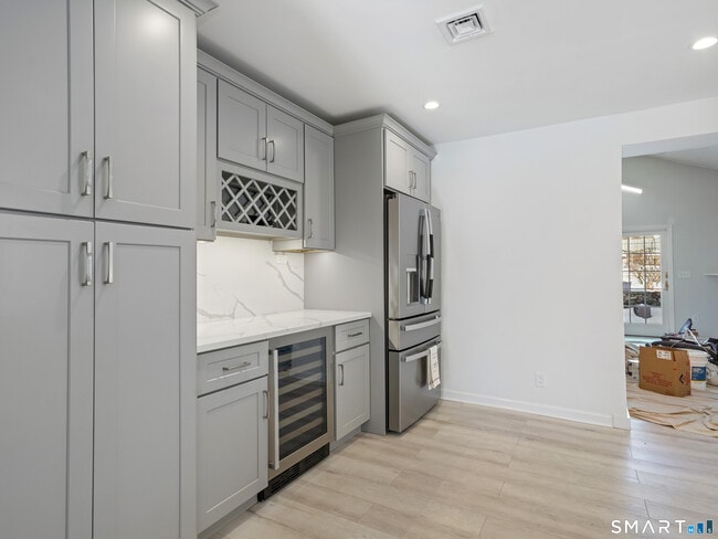 Foto del edificio - 24 King St