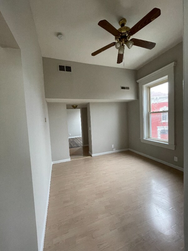 Building Photo - 802 Montague Rd