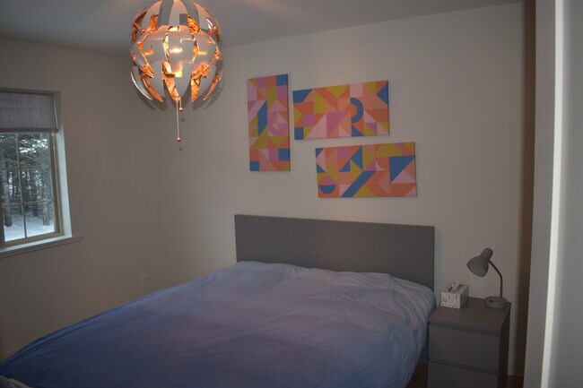 Foto del edificio - 6587 Rolling Hills Dr