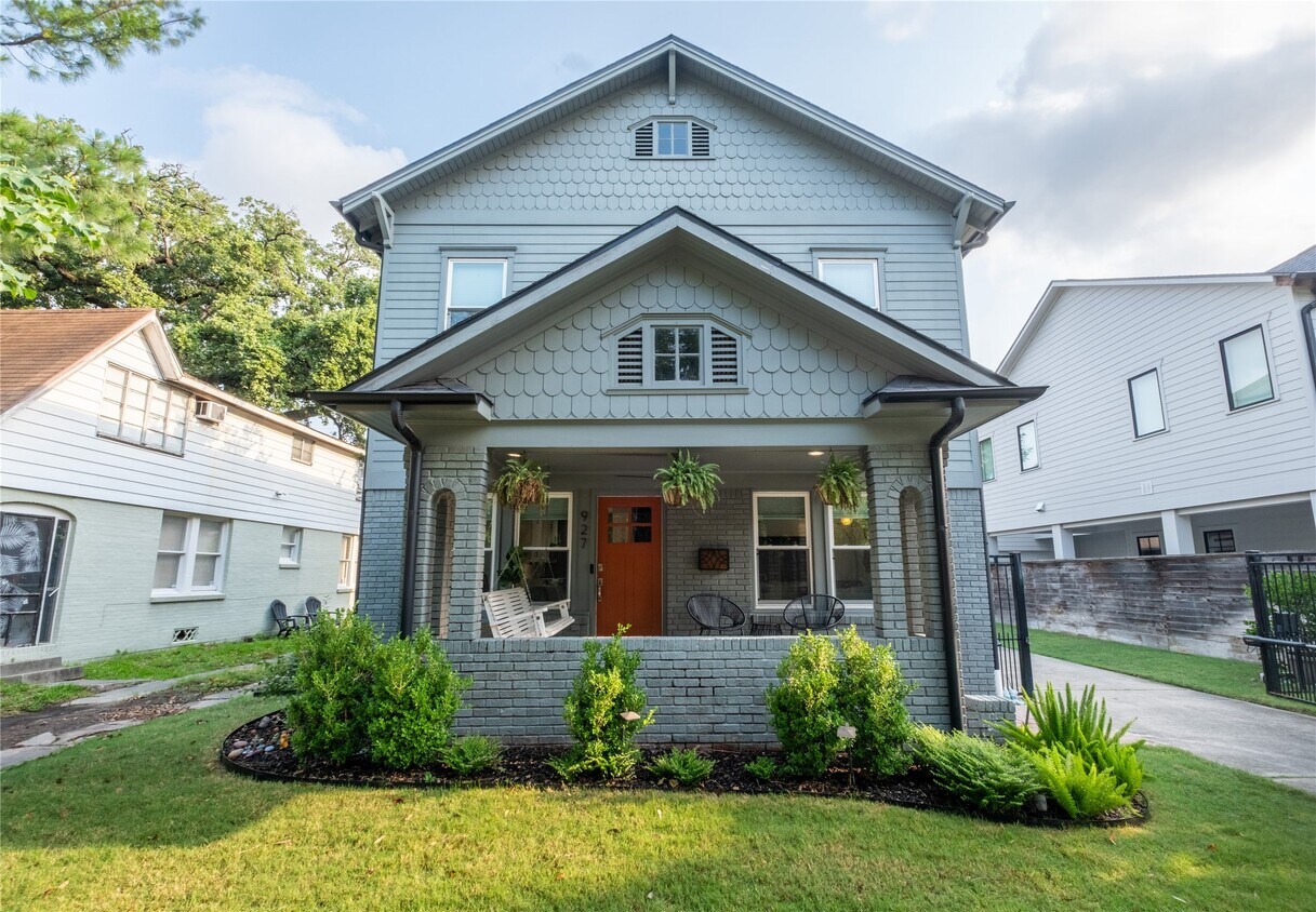 Photo - 927 Highland St (Houston, TX)
