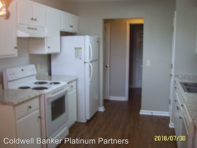 Building Photo - 3 br, 2 bath House - 4 Lacie Court