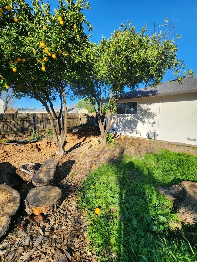 Foto del edificio - 9500 Pershing Ave